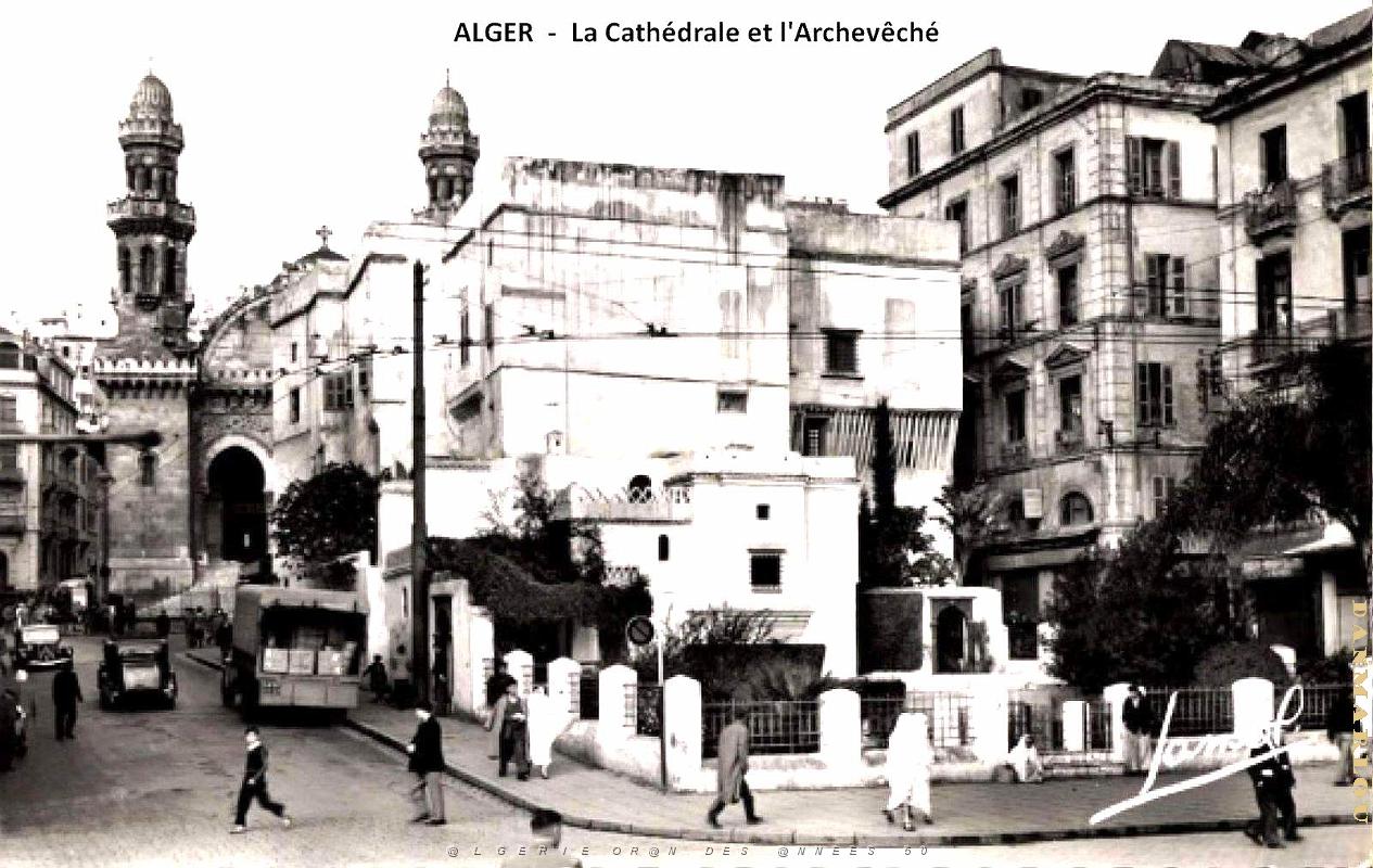 Alger - Cathedrale et Archeveche.jpg